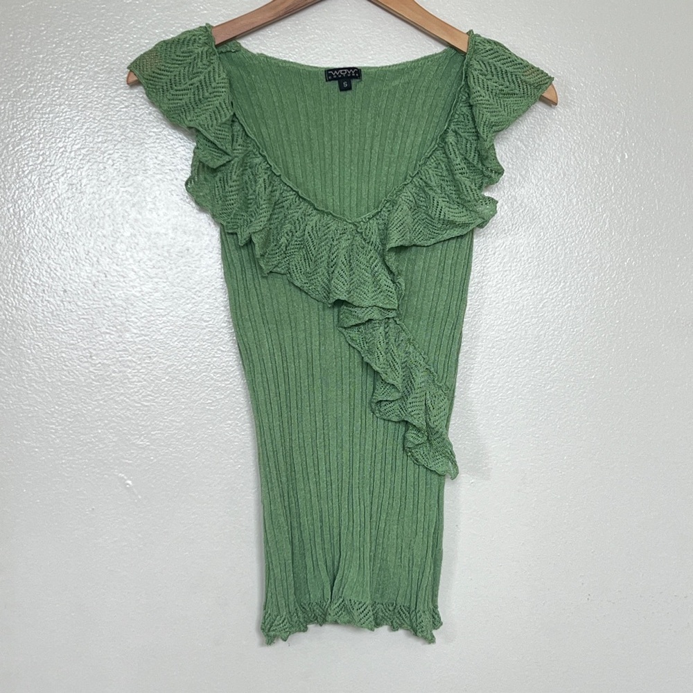 Vintage fresh mint green knitted ruffled tank top women’s size small